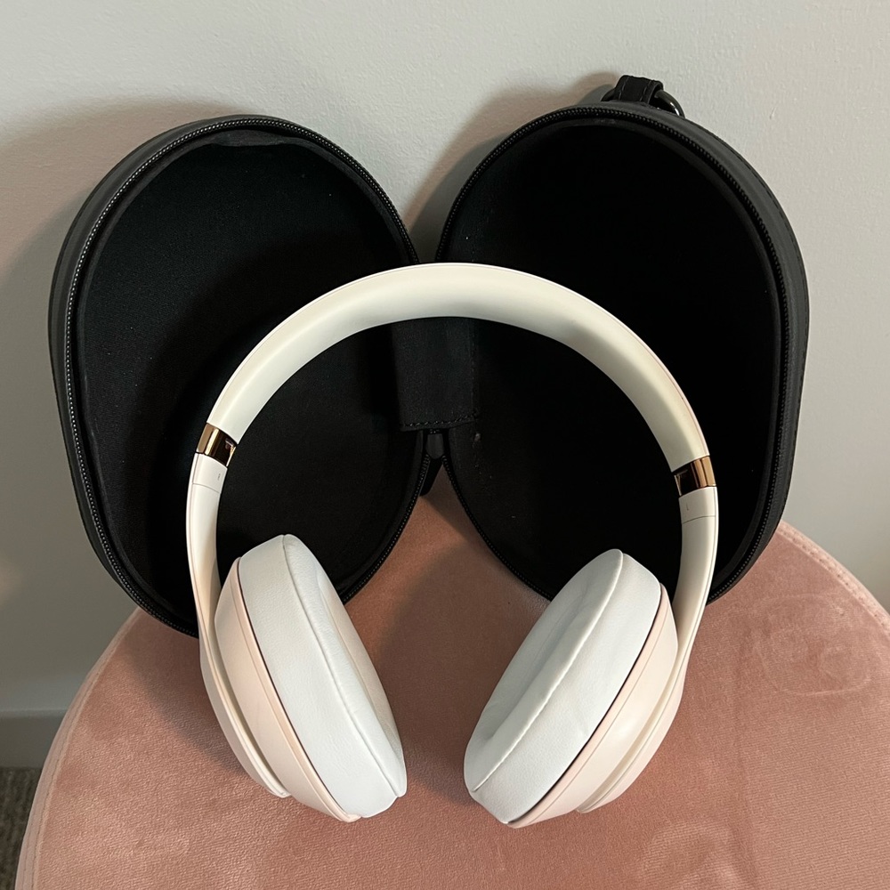 Beats Pink Studio3 Wireless Over-Ear Headphones